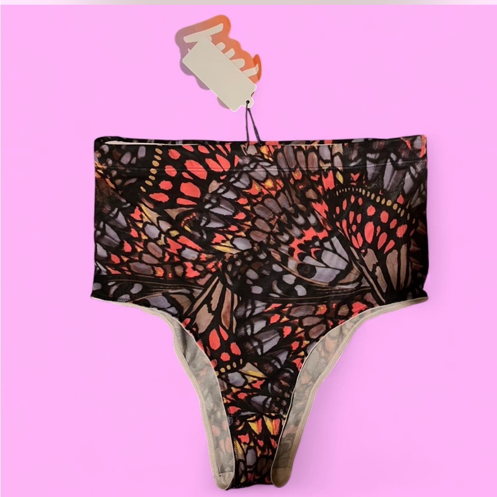 NWT! Yitty Butterfly Print